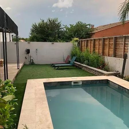 Cinema Piscine Villa Gignac (Herault)